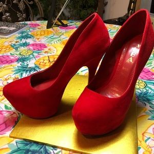 Alba Shoes - Alba platform woman’s Red shoes size 9 Alba Shoes - Alba platform woman’s Red shoes size 9